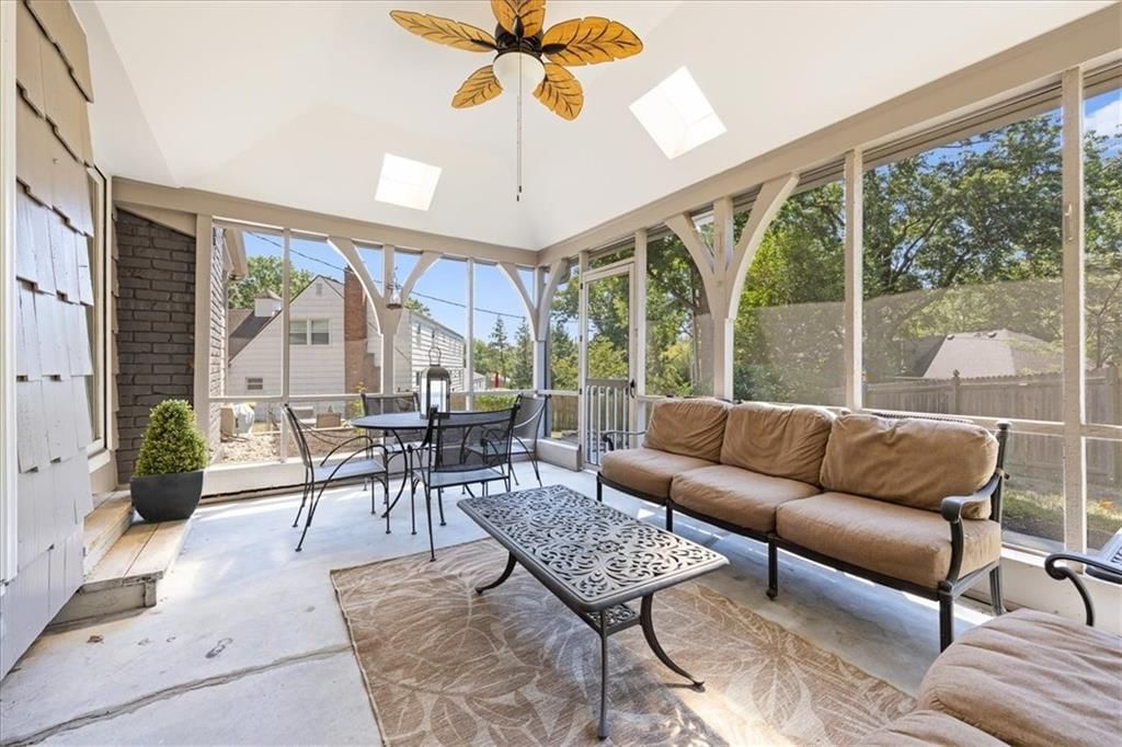 11512 WALNUT Street — photo 22