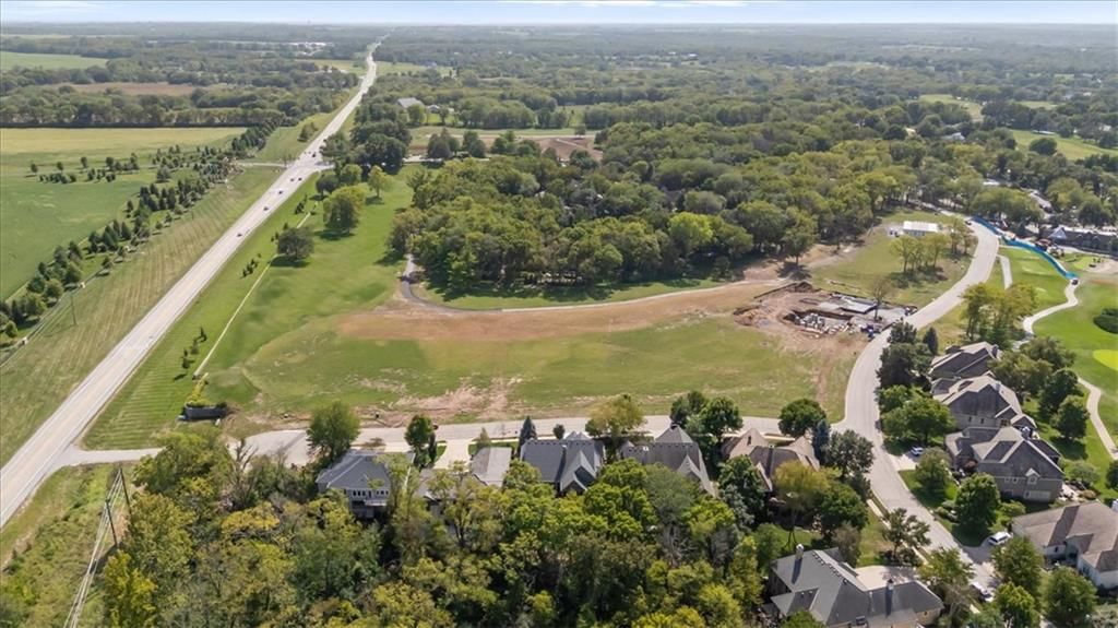 Photo 51 of 53 - 750 Suffolk Lane, Loch Lloyd, MO 64012