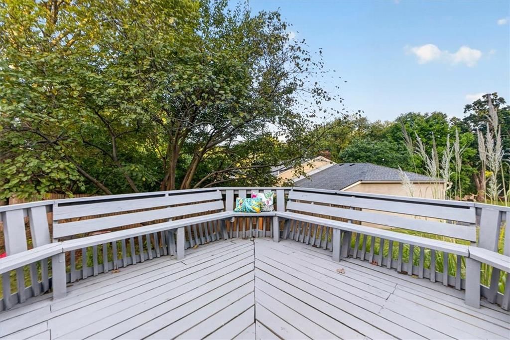 Photo 37 of 42 - 6324 Robin Hood Drive, Merriam, KS 66203