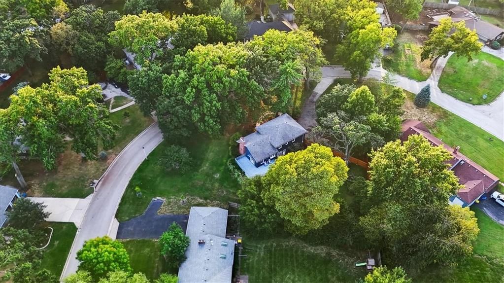 Photo 40 of 42 - 6324 Robin Hood Drive, Merriam, KS 66203
