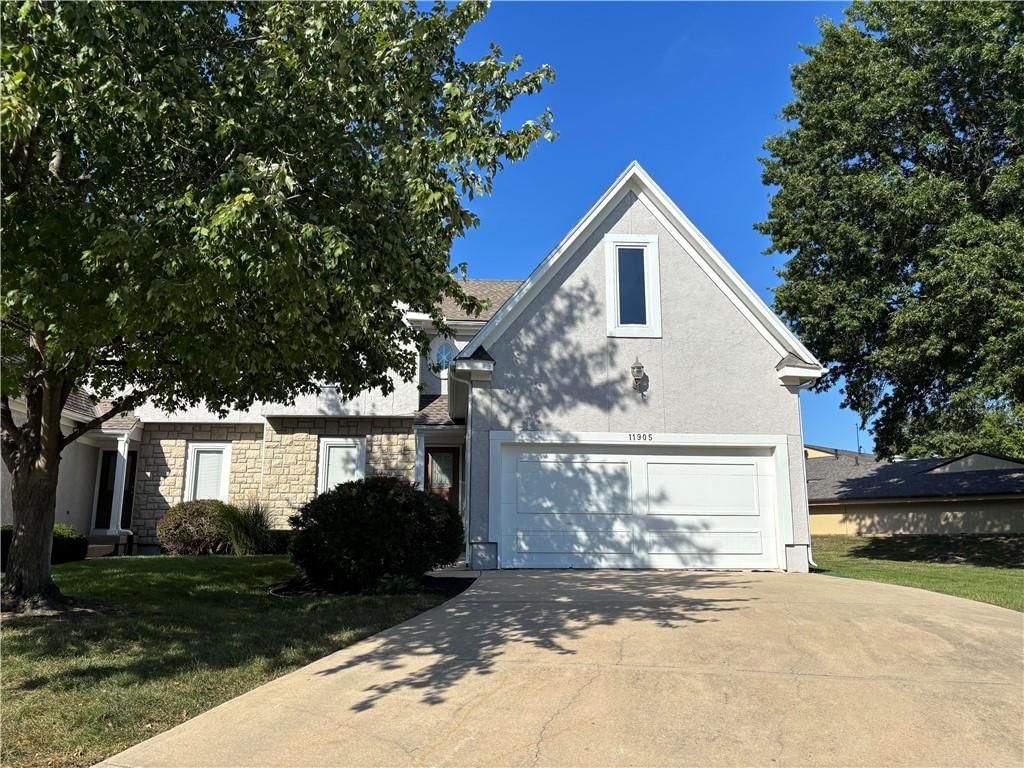 11905 Westgate Circle — photo 1