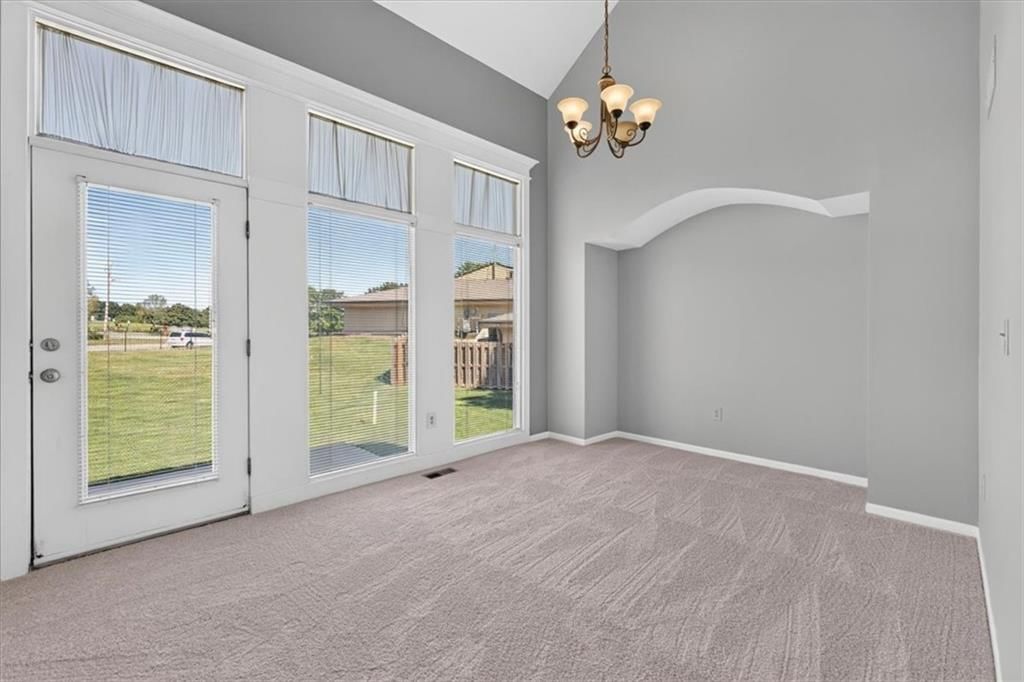 11905 Westgate Circle — photo 9
