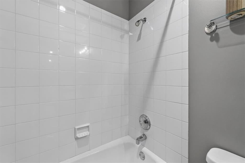 11905 Westgate Circle — photo 37