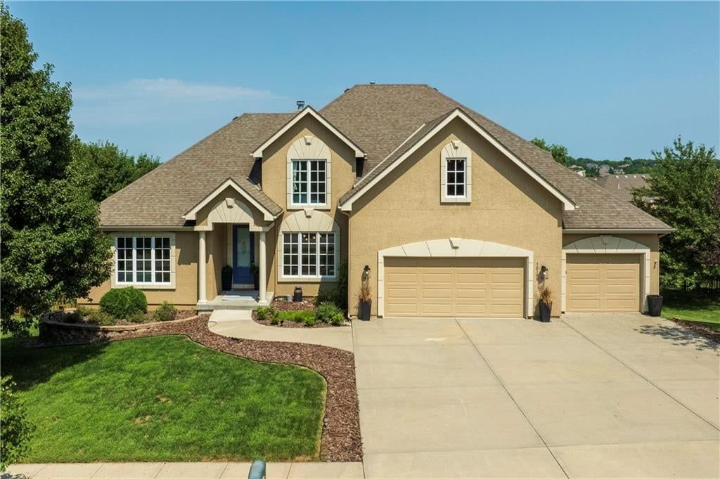 10108 NE 101st Street, Kansas City, MO