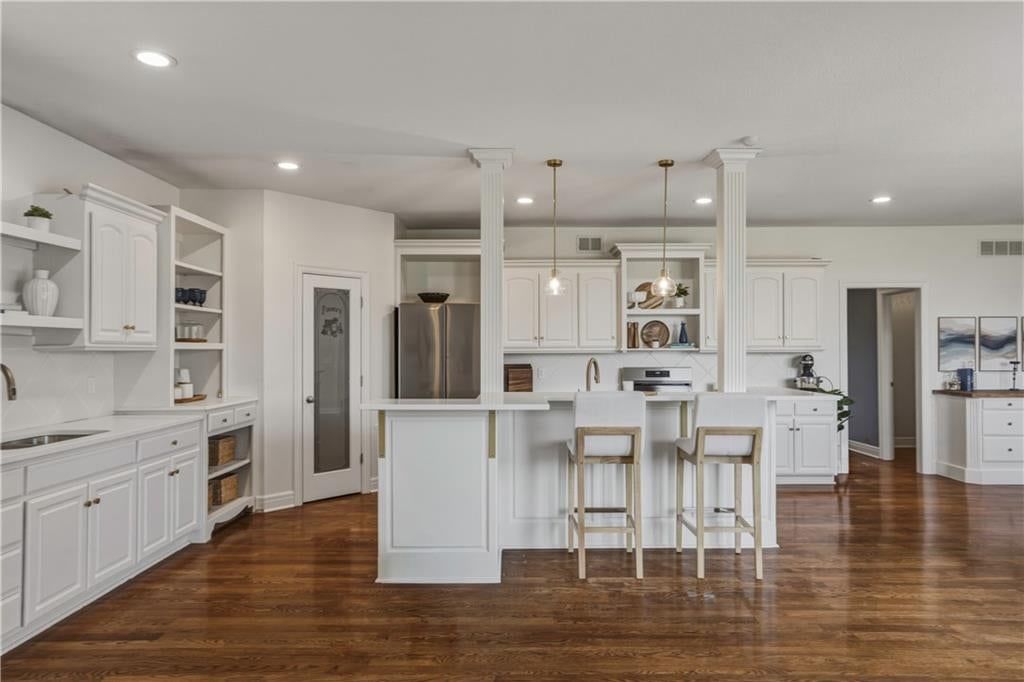 Photo 12 of 50 - 10108 NE 101st Street, Kansas City, MO 64157