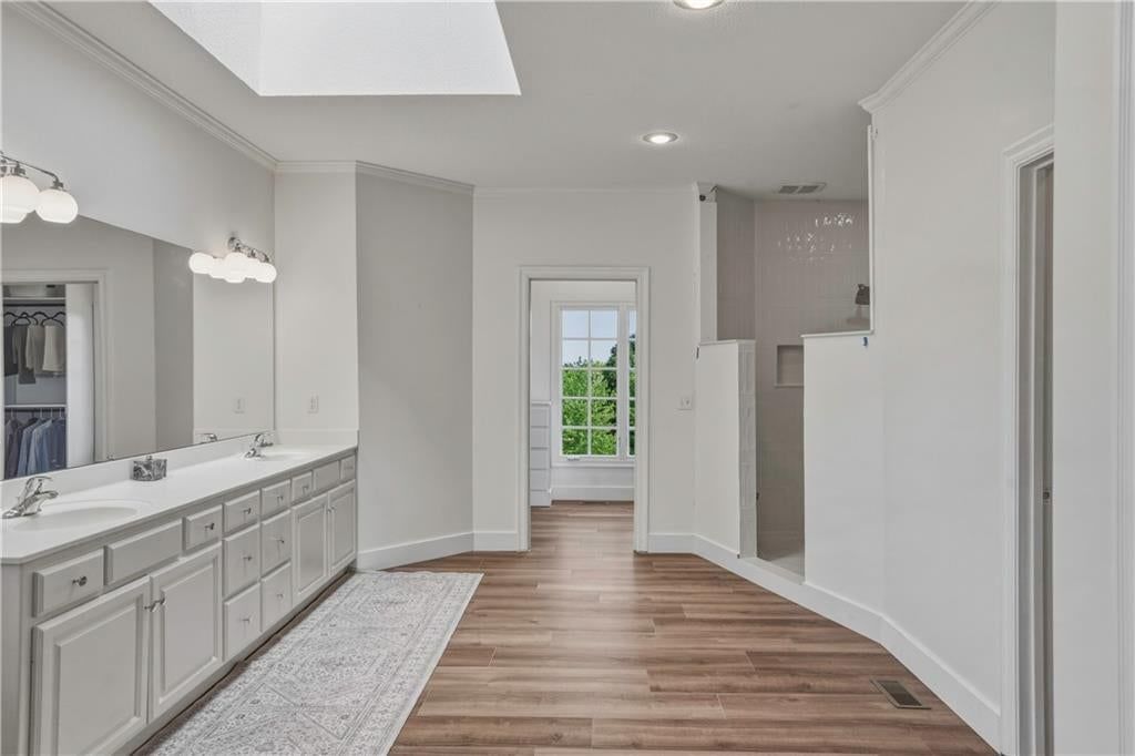 Photo 16 of 50, 10108 NE 101st Street, Kansas City, MO 64157