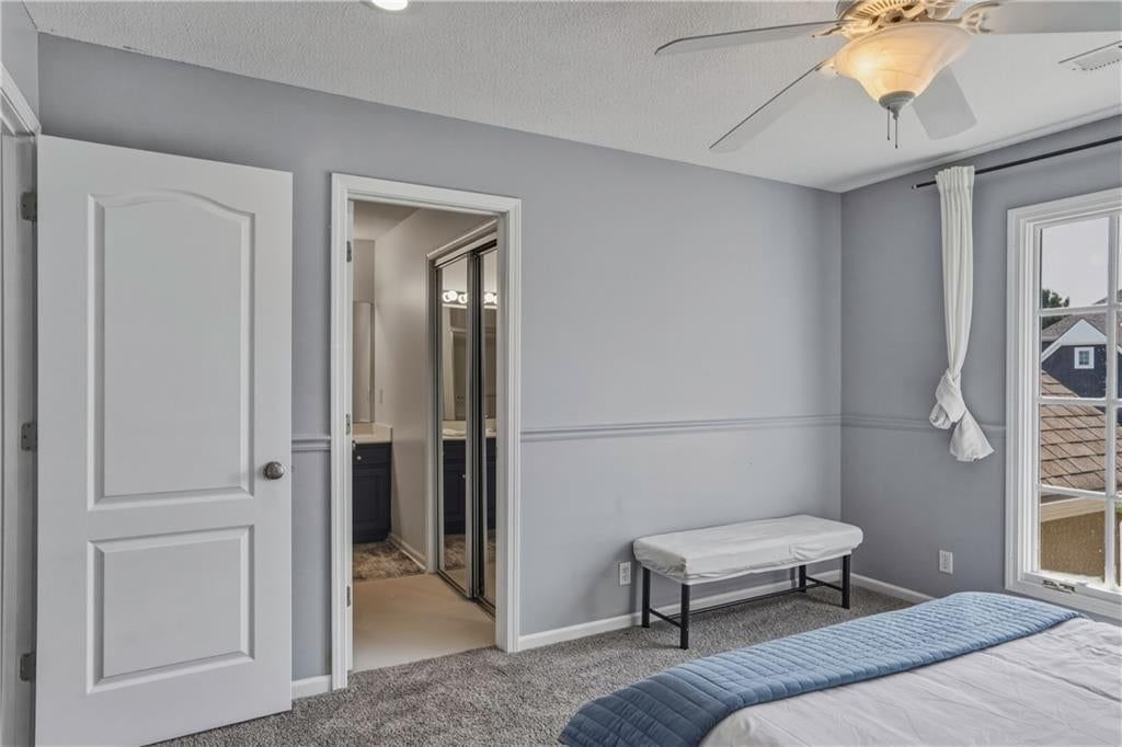 Photo 25 of 50 - 10108 NE 101st Street, Kansas City, MO 64157