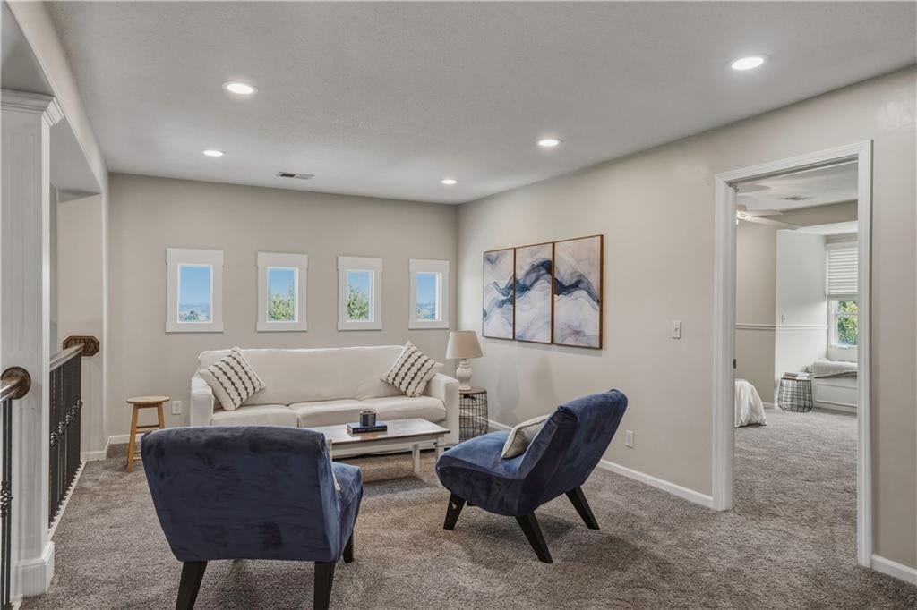 Photo 31 of 50 - 10108 NE 101st Street, Kansas City, MO 64157