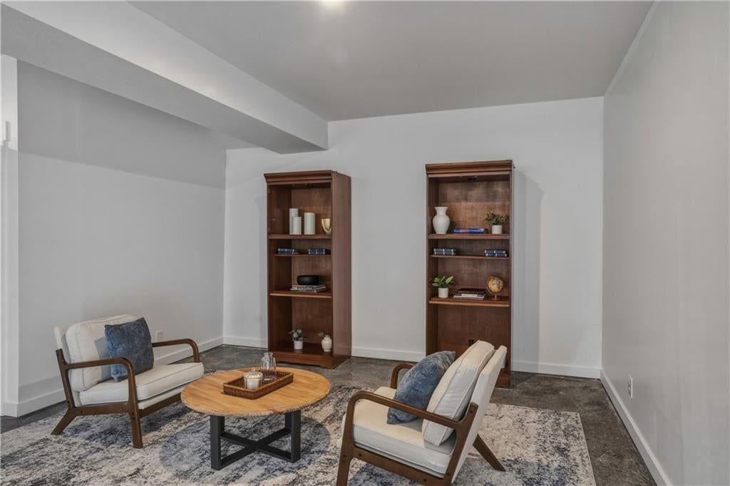 Photo 37 of 50 - 10108 NE 101st Street, Kansas City, MO 64157