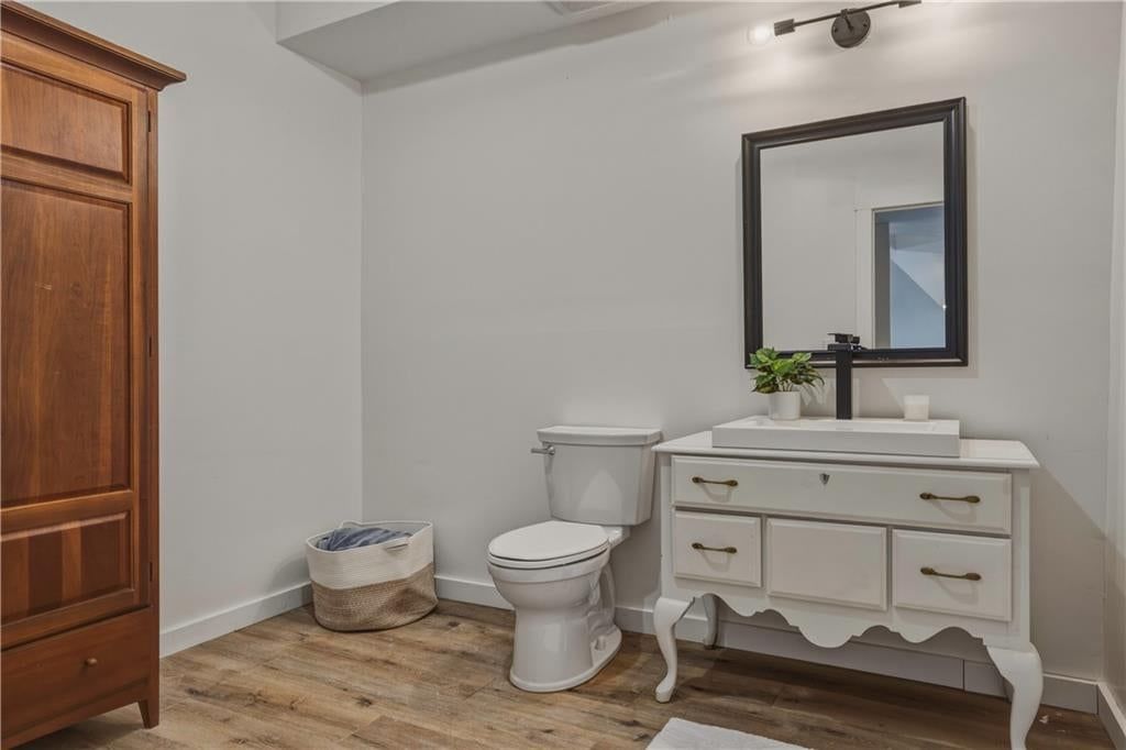 Photo 38 of 50 - 10108 NE 101st Street, Kansas City, MO 64157