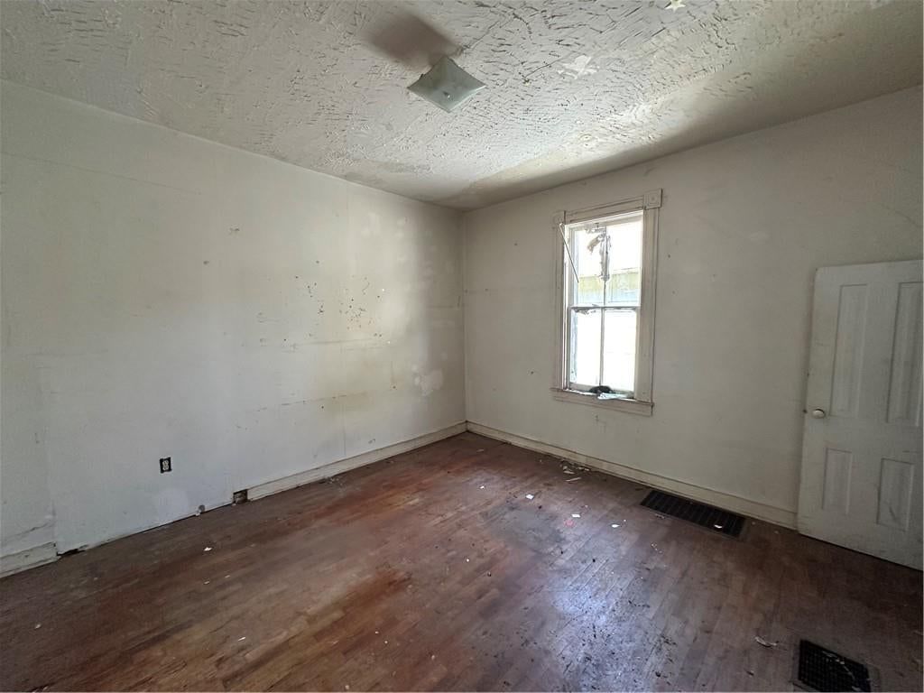 1425 N 11th Street — photo 22