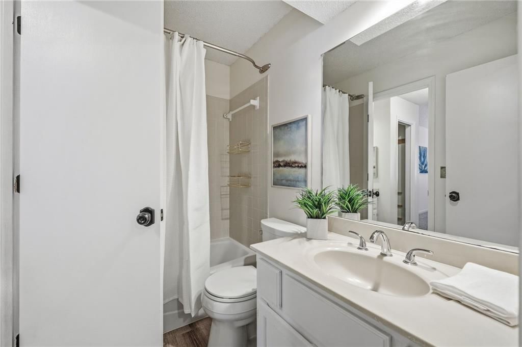 11624 W 113th Street — photo 13