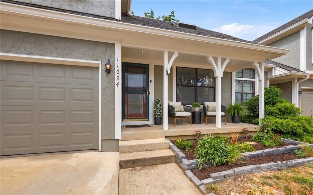 11624 W 113th Street, Overland Park, KS