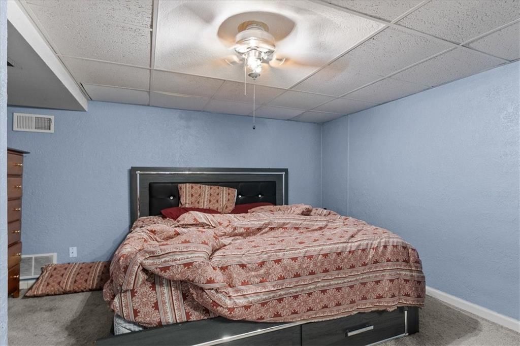 Photo 23 of 25 - 7007 Lakeshore Drive, Raytown, MO 64133