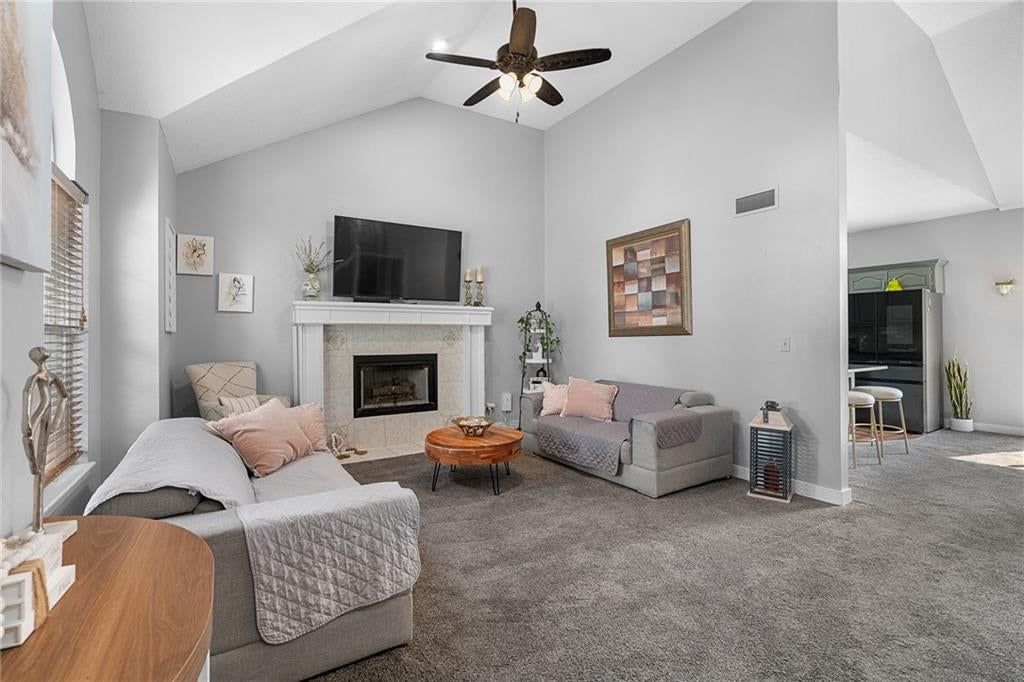 8705 N Carson Avenue, Kansas City, MO: listing photo 2