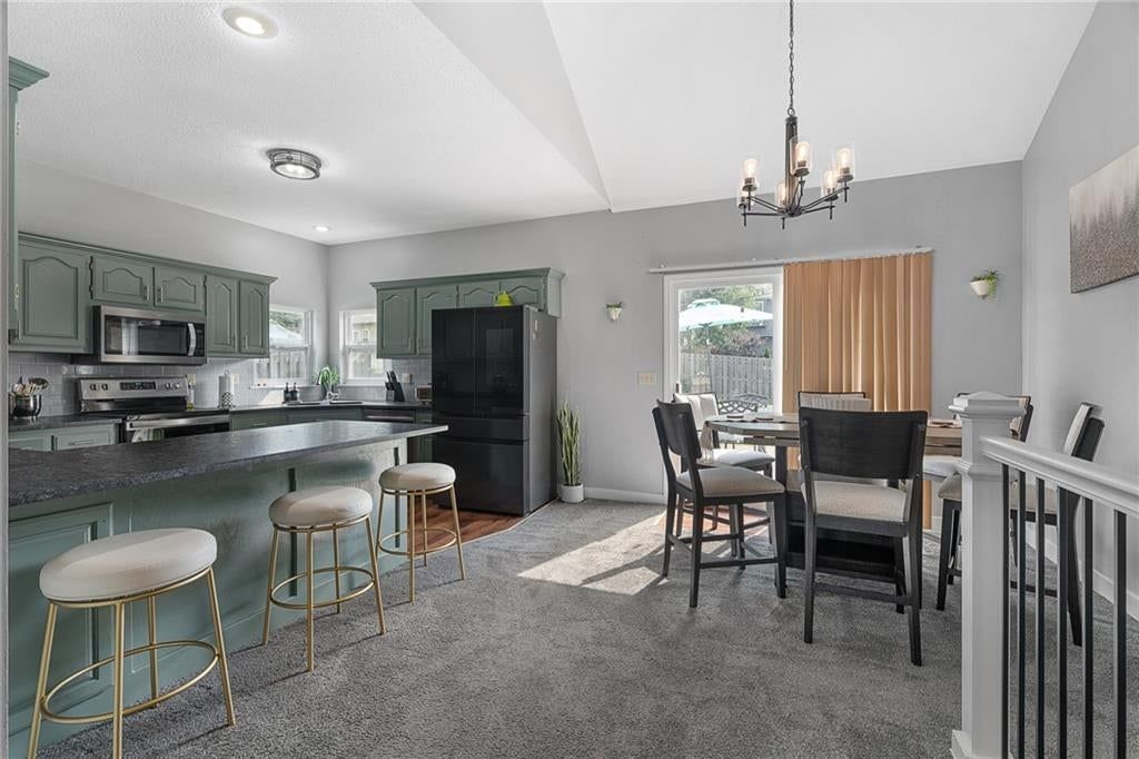 Photo 6 of 30 - 8705 N Carson Avenue, Kansas City, MO 64153