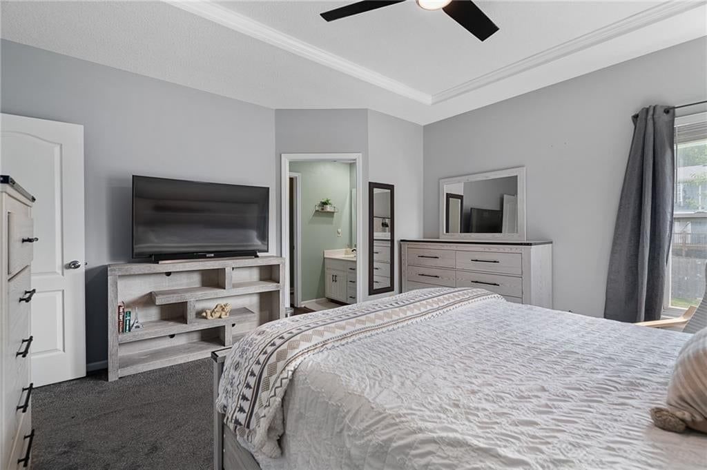 Photo 10 of 30 - 8705 N Carson Avenue, Kansas City, MO 64153