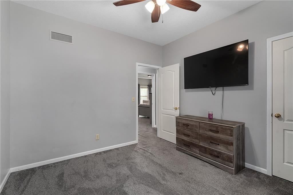 Photo 15 of 30 - 8705 N Carson Avenue, Kansas City, MO 64153