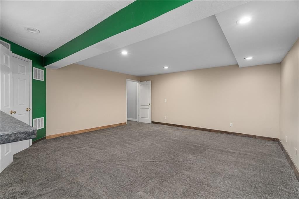 Photo 17 of 30 - 8705 N Carson Avenue, Kansas City, MO 64153
