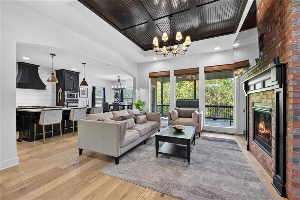 1016 Bridgeshire Drive — photo 4