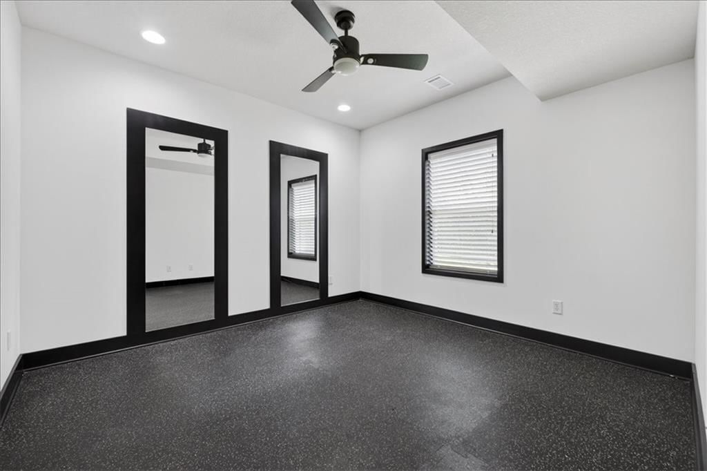 1016 Bridgeshire Drive — photo 40