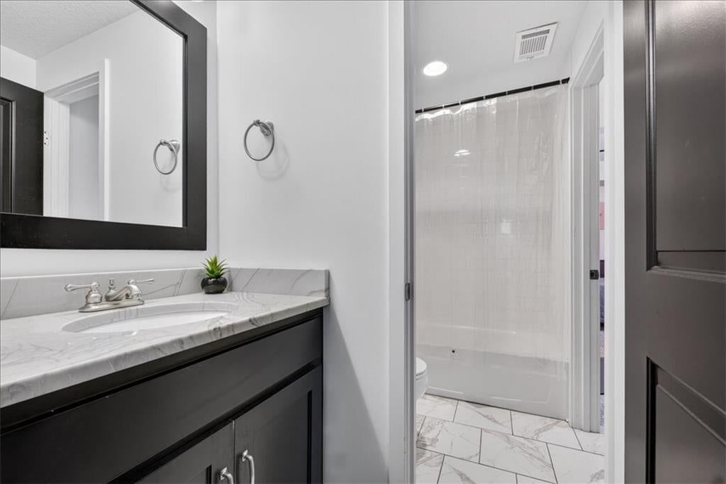 1016 Bridgeshire Drive — photo 43
