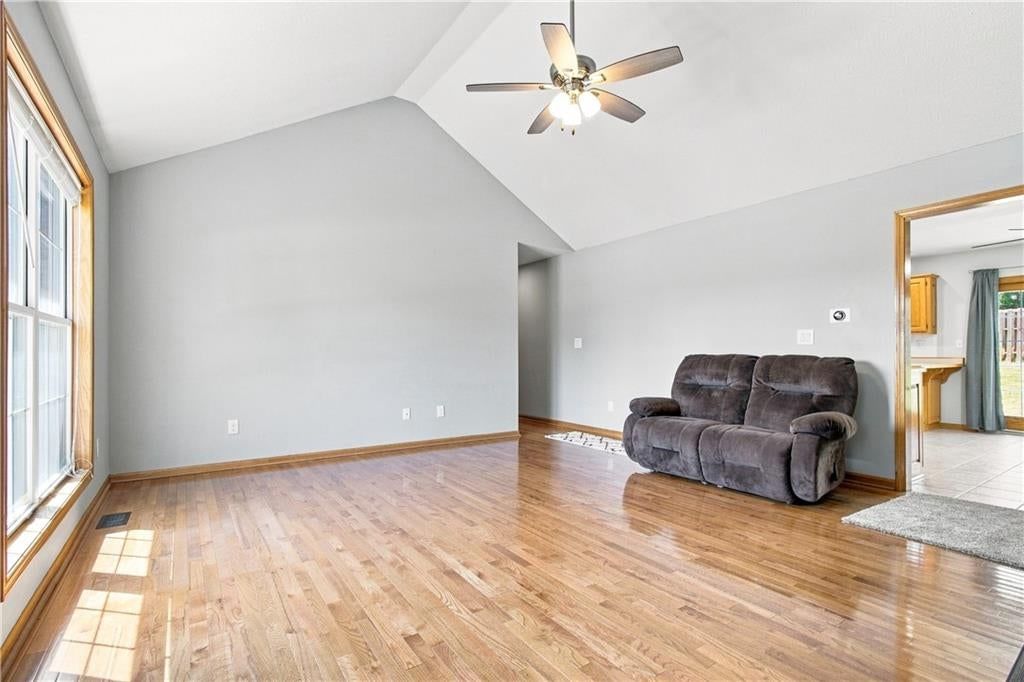 1595 Roanoke Court — photo 8