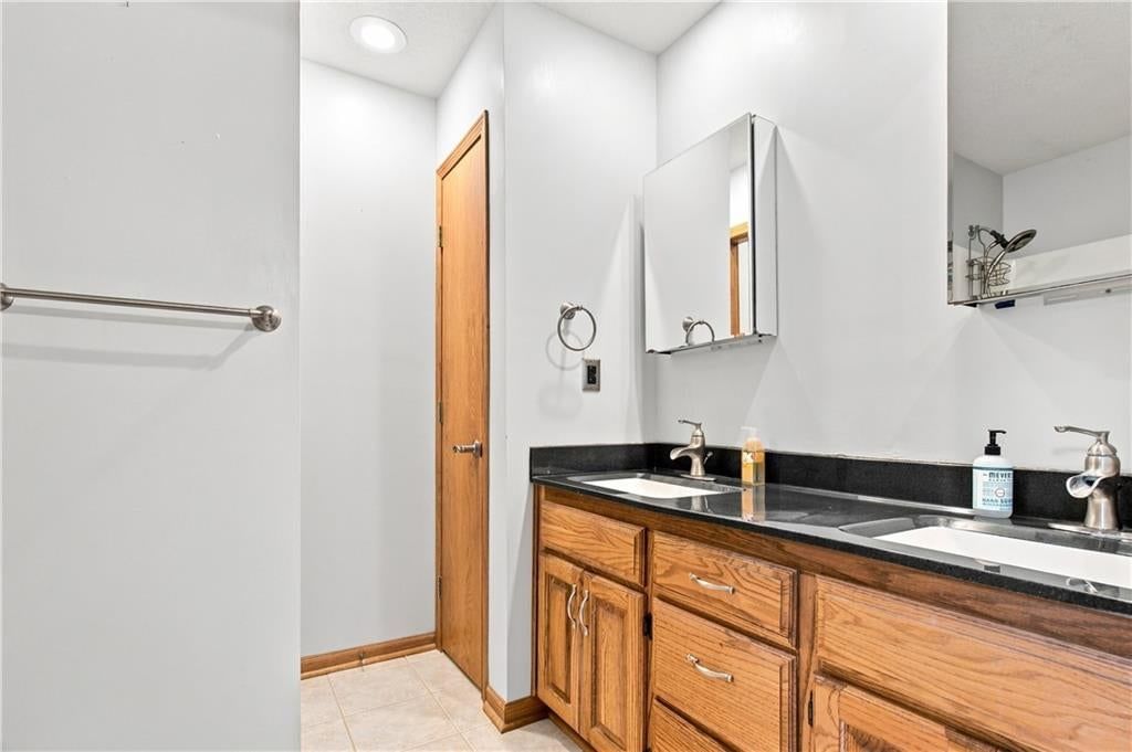1595 Roanoke Court — photo 20
