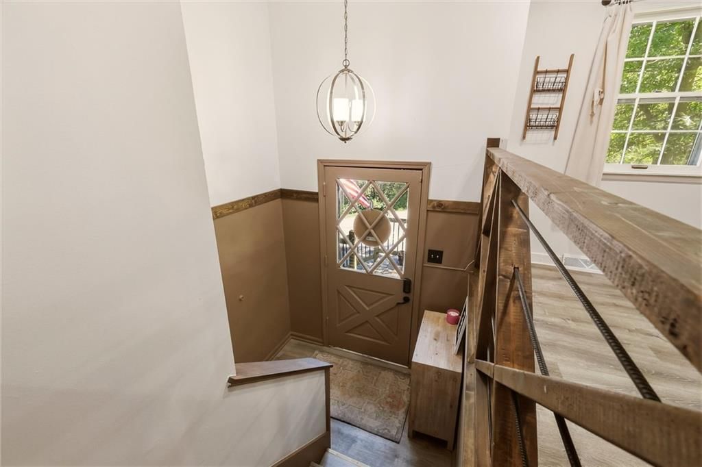 1602 Westwood Drive — photo 5