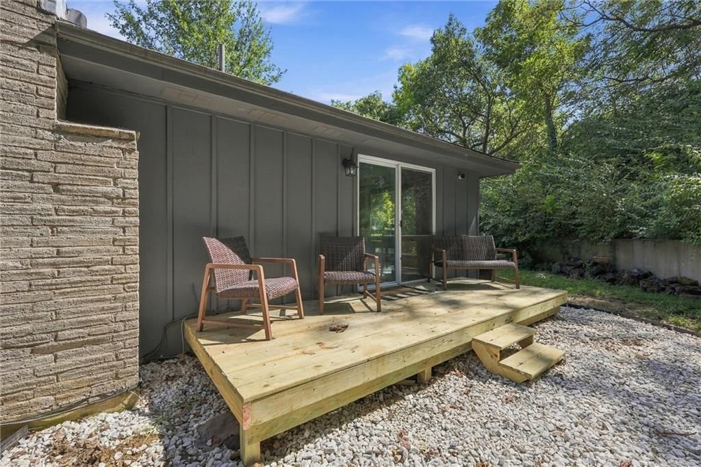 1602 Westwood Drive — photo 31