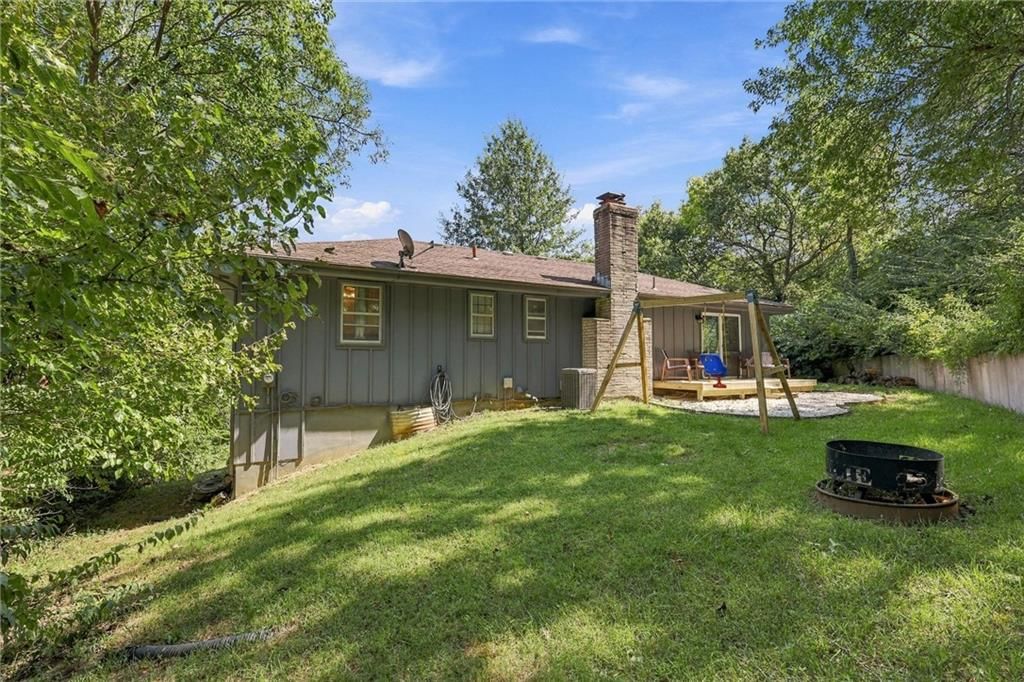1602 Westwood Drive — photo 33