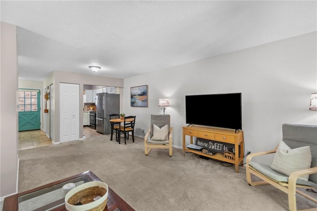 8310 Woodward Street — photo 7