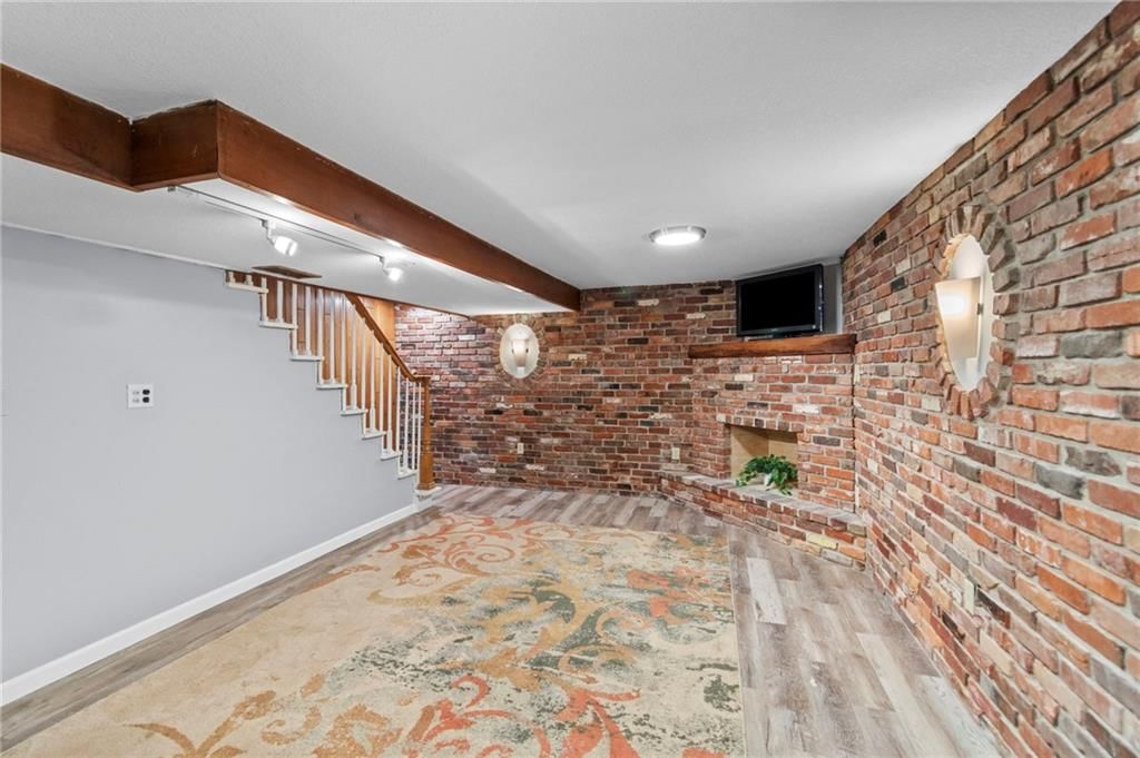 8310 Woodward Street — photo 22