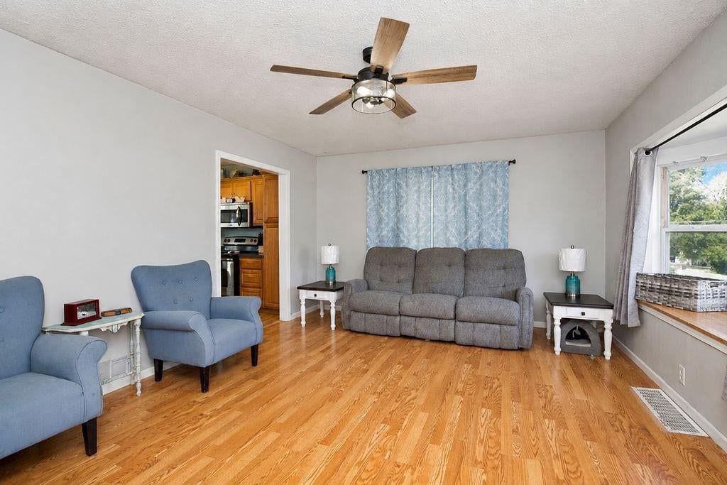 3111 NE 39th Street — photo 6