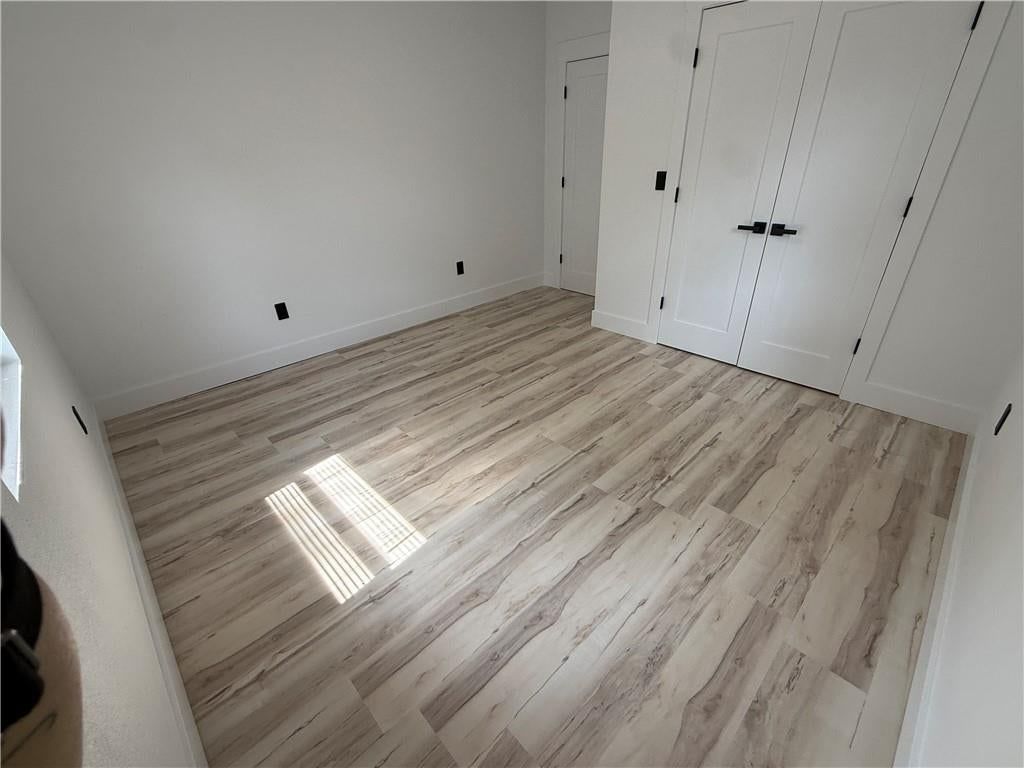 215 W Washington Street — photo 21