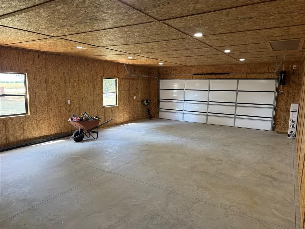 215 W Washington Street — photo 27