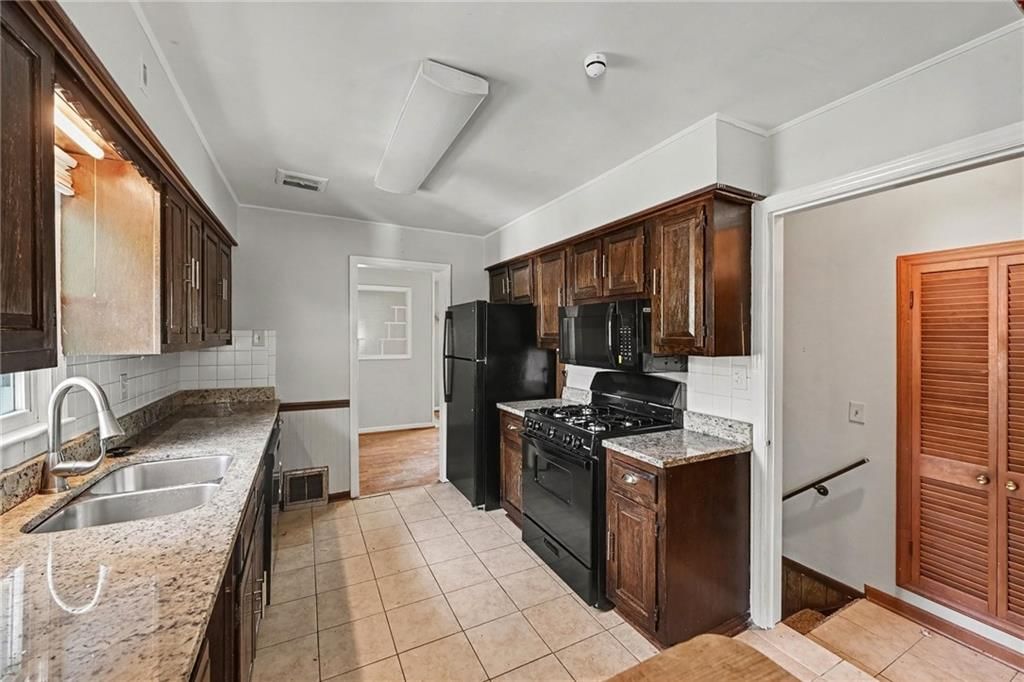 2614 S Northern Boulevard — photo 7