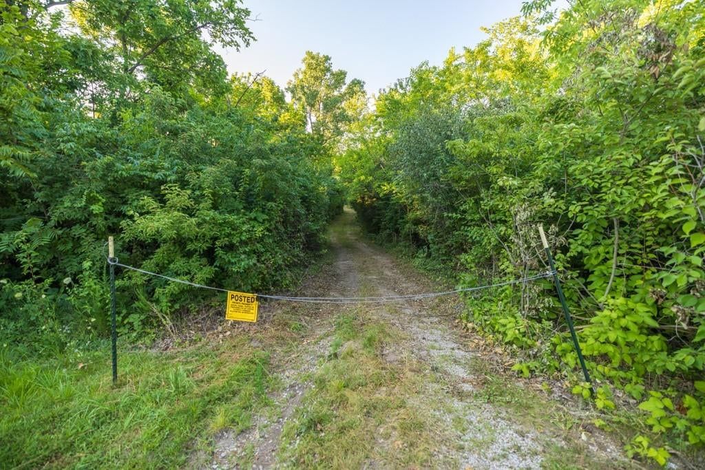 Photo 22 of 35 - 0000 NE Anderson Drive, Lee's Summit, MO 64064