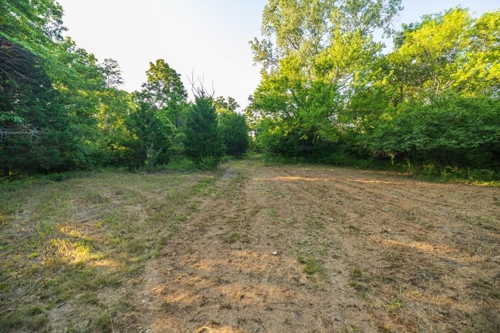 Photo 24 of 35 - 0000 NE Anderson Drive, Lee's Summit, MO 64064