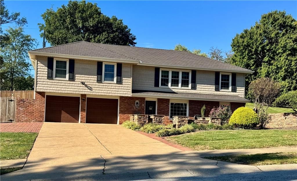 4408 S Mills Street, Independence, MO