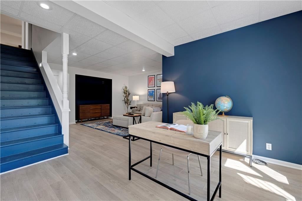 Photo 6 of 41 - 5218 W 121st Street, Overland Park, KS 66209