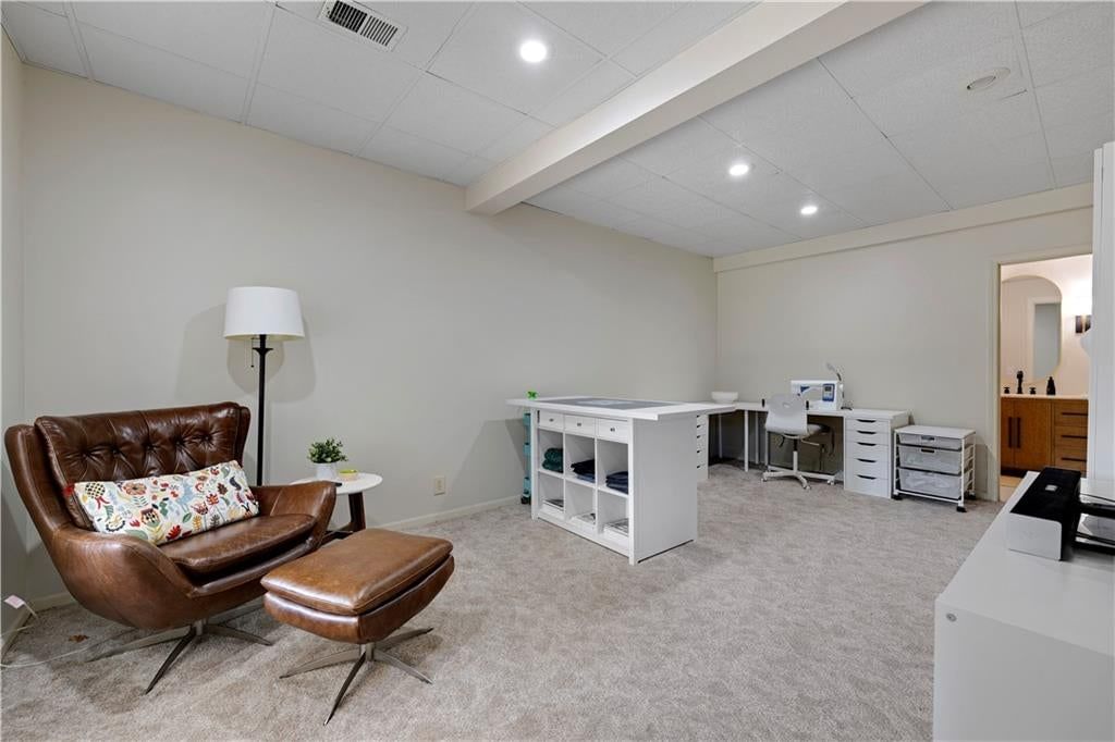 Photo 10 of 41 - 5218 W 121st Street, Overland Park, KS 66209