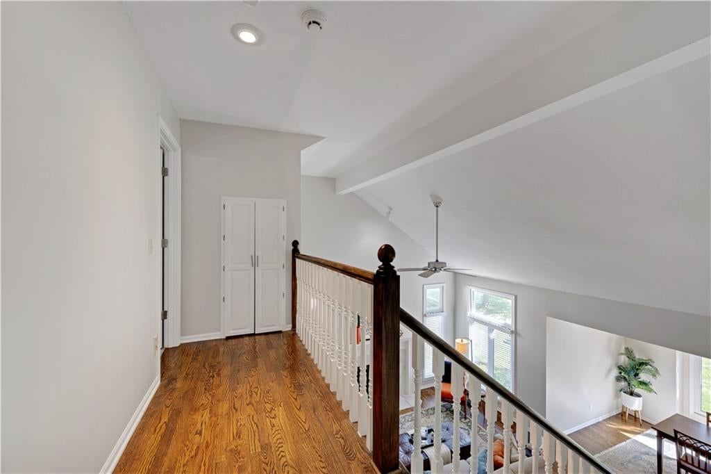 Photo 17 of 41 - 5218 W 121st Street, Overland Park, KS 66209