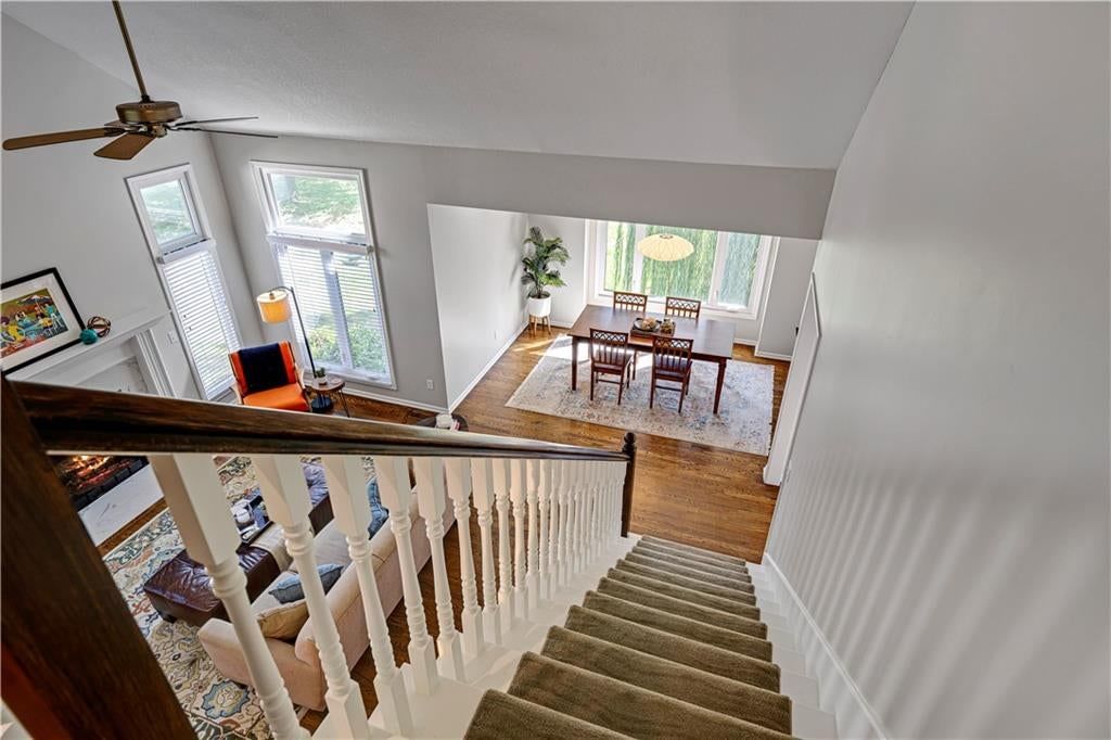 Photo 18 of 41 - 5218 W 121st Street, Overland Park, KS 66209