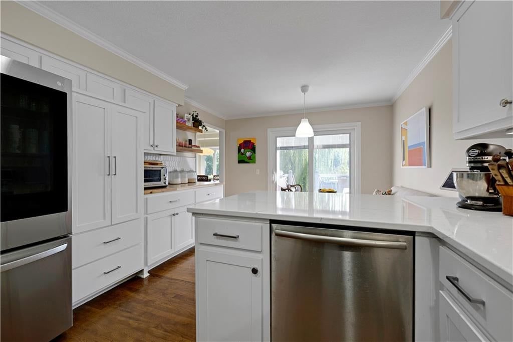 Photo 27 of 41 - 5218 W 121st Street, Overland Park, KS 66209