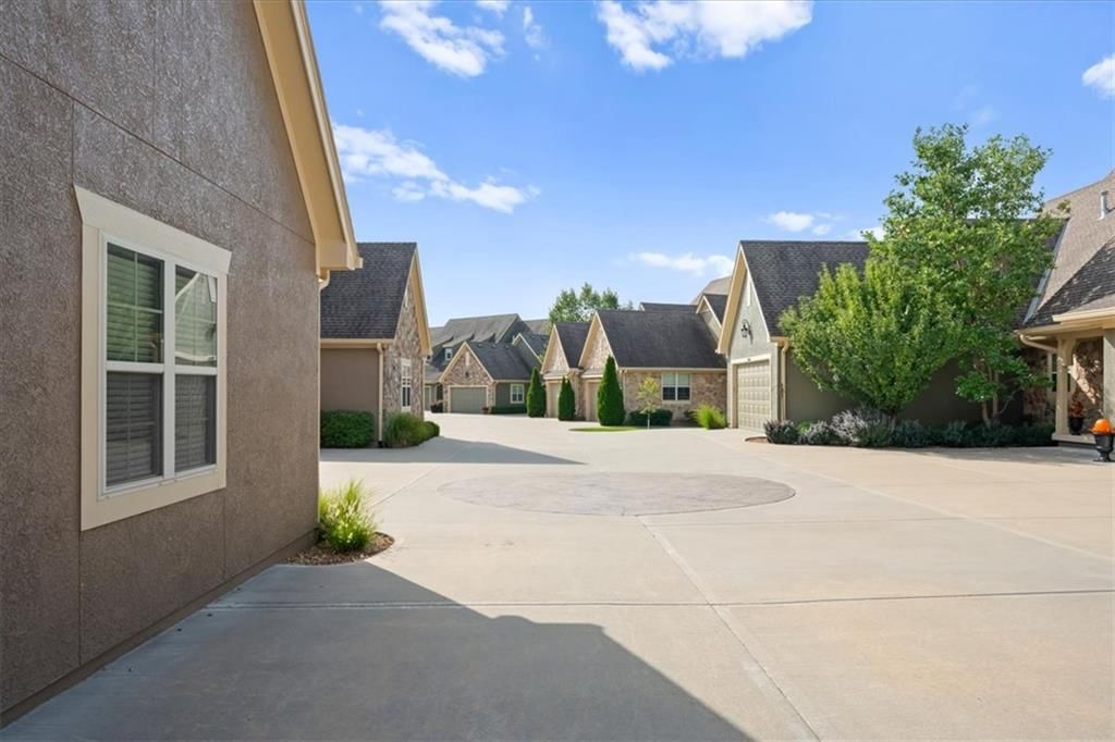14853 Meadow Lane — photo 34