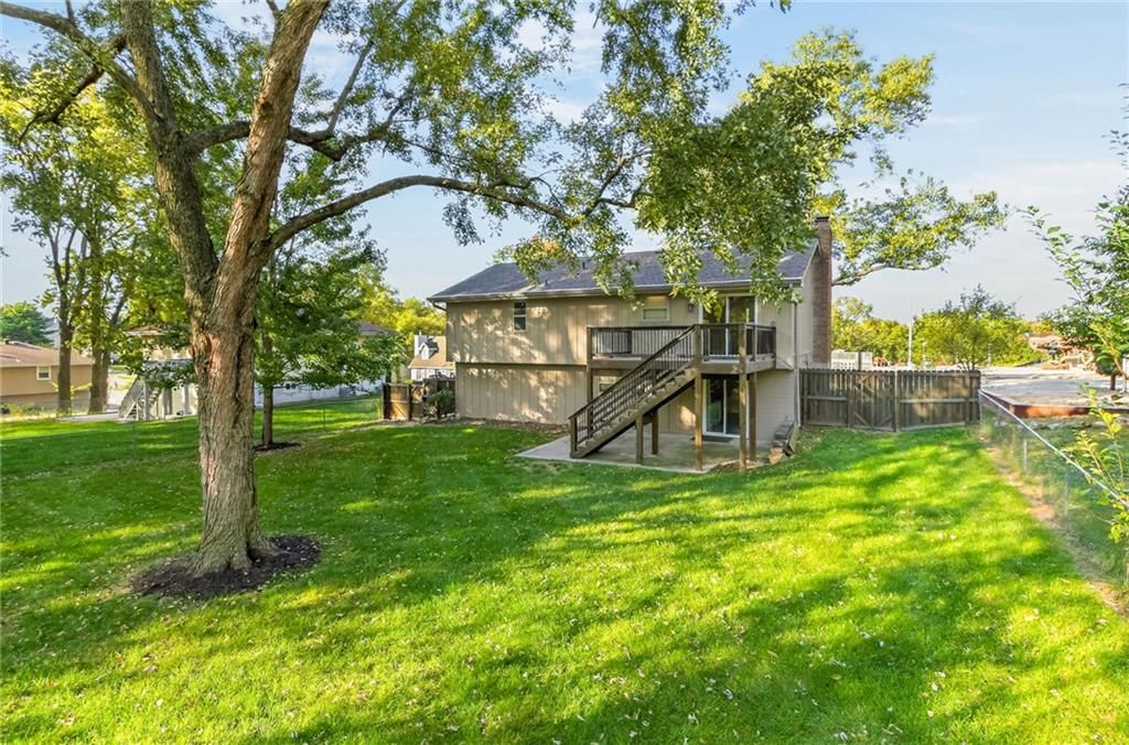 Photo 24 of 27 - 8005 N Congress Avenue, Kansas City, MO 64152