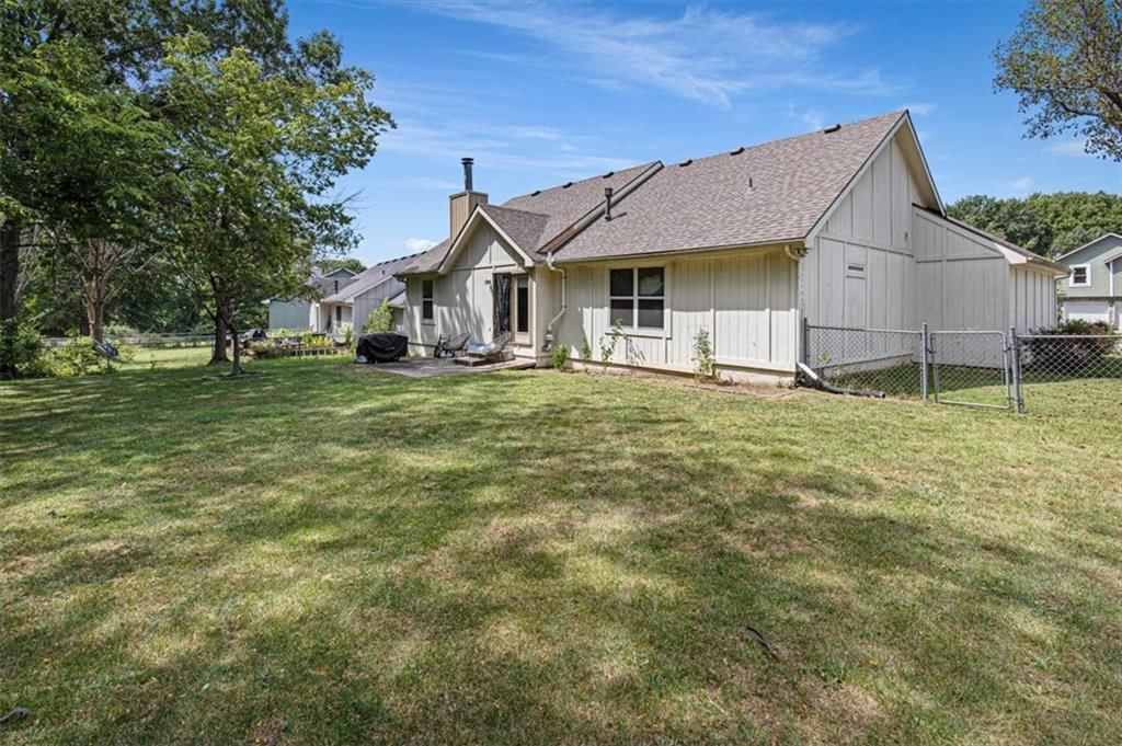 11835 Virginia Street — photo 10