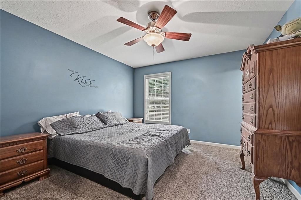 2402 Shirley Drive — photo 8