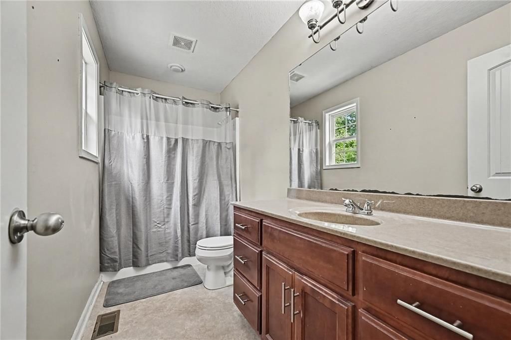 2402 Shirley Drive — photo 10